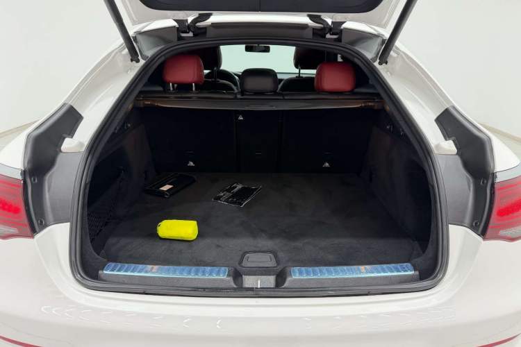 Used Mercedes-Benz GLC Coupe 2021 GLC 260 4MATIC Coupe SUV Trunk