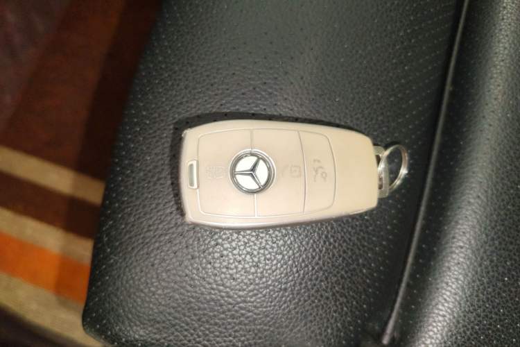 Used Mercedes-Benz GLC Coupe 2021 GLC 260 4MATIC Coupe SUV Vehicle Key