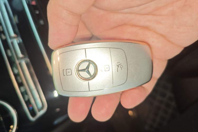 Used Mercedes-Benz GLC Coupe 2021 GLC 260 4MATIC Coupe SUV Vehicle Key