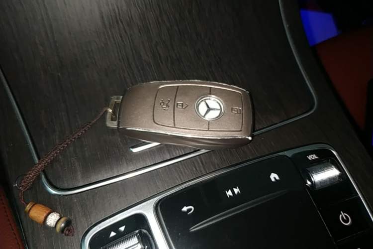 Used Mercedes-Benz GLC Coupe 2021 GLC 300 4MATIC Coupe SUV Vehicle Key