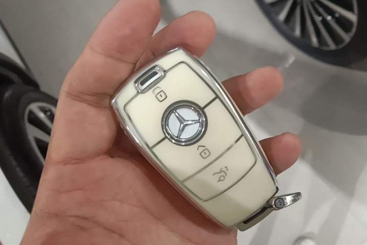 Used Mercedes-Benz GLC Coupe 2021 GLC 260 4MATIC Coupe SUV Vehicle Key