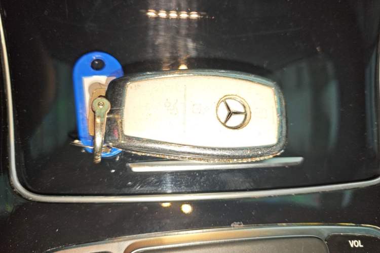 Used Mercedes-Benz GLC Coupe 2021 GLC 260 4MATIC Coupe SUV Vehicle Key