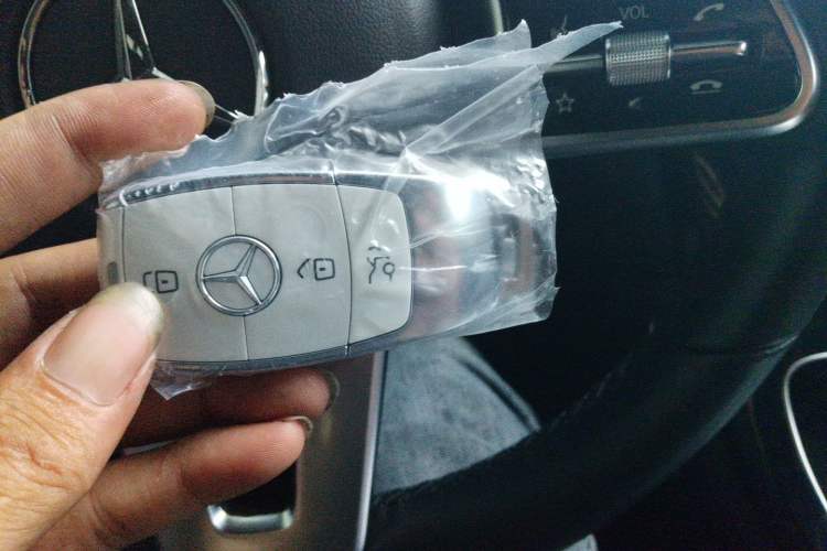 Used Mercedes-Benz GLC Coupe 2021 GLC 260 4MATIC Coupe SUV Vehicle Key