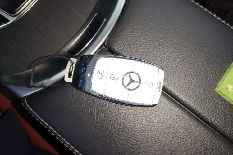 Used Mercedes-Benz GLC Coupe 2021 GLC 300 4MATIC Coupe SUV Vehicle Key