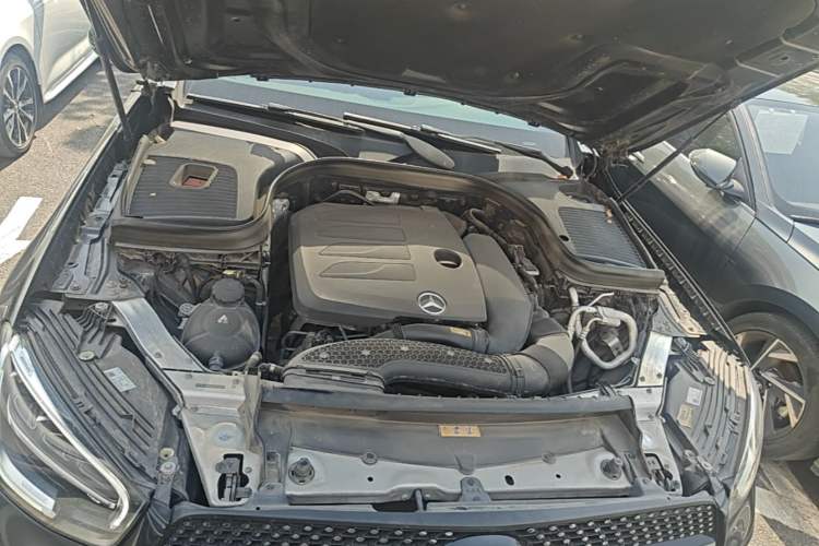 Used Mercedes-Benz GLC Coupe 2022 Refreshed GLC 260 4MATIC Coupe SUV Engine Bay