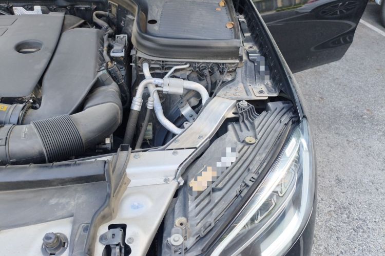 Used Mercedes-Benz GLC Coupe 2022 Refreshed GLC 260 4MATIC Coupe SUV Engine Bay Left