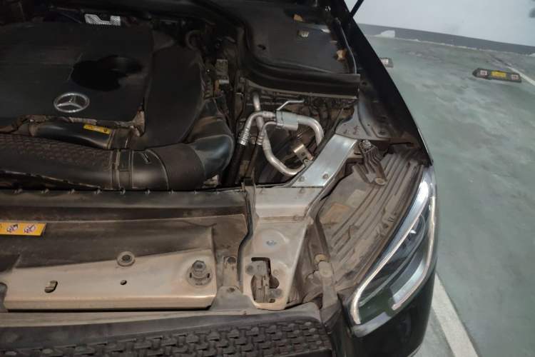 Used Mercedes-Benz GLC Coupe 2022 Refreshed GLC 300 4MATIC Coupe SUV Engine Bay Left