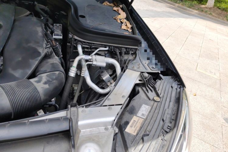 Used Mercedes-Benz GLC Coupe 2022 Refreshed GLC 260 4MATIC Coupe SUV Engine Bay Left