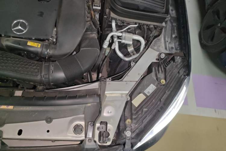 Used Mercedes-Benz GLC Coupe 2022 Refreshed GLC 260 4MATIC Coupe SUV Engine Bay Left