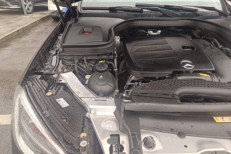 Used Mercedes-Benz GLC Coupe 2022 Refreshed GLC 260 4MATIC Coupe SUV Engine Bay Right