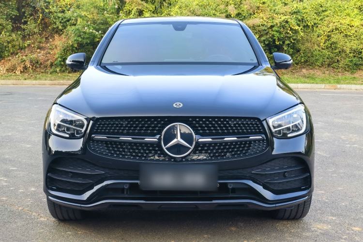 Used Mercedes-Benz GLC Coupe 2022 Refreshed GLC 260 4MATIC Coupe SUV Exterior 4