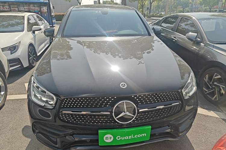 Used Mercedes-Benz GLC Coupe 2022 Refreshed GLC 260 4MATIC Coupe SUV Front