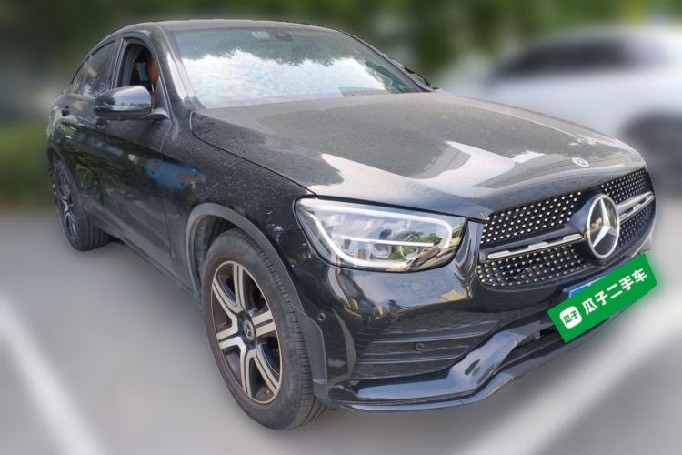 Used Mercedes-Benz GLC Coupe 2022 Refreshed GLC 260 4MATIC Coupe SUV Front Right 45 Deg