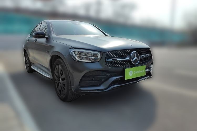 Used Mercedes-Benz GLC Coupe 2022 Refreshed GLC 300 4MATIC Coupe SUV Front Right 45 Deg