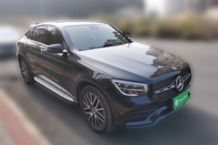 Used Mercedes-Benz GLC Coupe 2022 Refreshed GLC 300 4MATIC Coupe SUV Front Right 45 Deg
