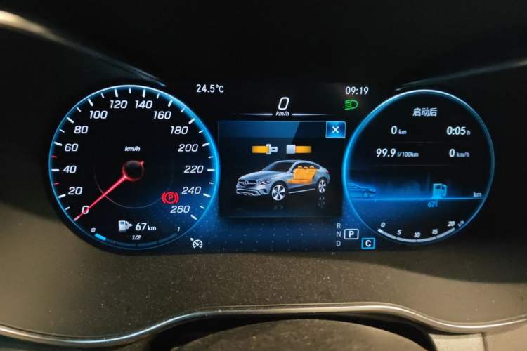 Used Mercedes-Benz GLC Coupe 2022 Refreshed GLC 260 4MATIC Coupe SUV Instrument Cluster