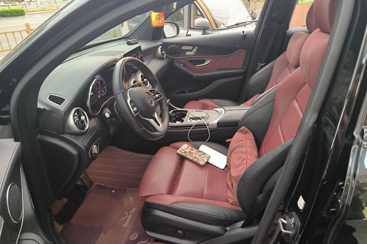 Used Mercedes-Benz GLC Coupe 2022 Refreshed GLC 300 4MATIC Coupe SUV Left Front Seat
