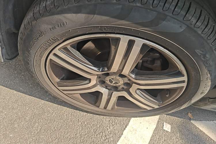 Used Mercedes-Benz GLC Coupe 2022 Refreshed GLC 260 4MATIC Coupe SUV Left Front Wheel Hub