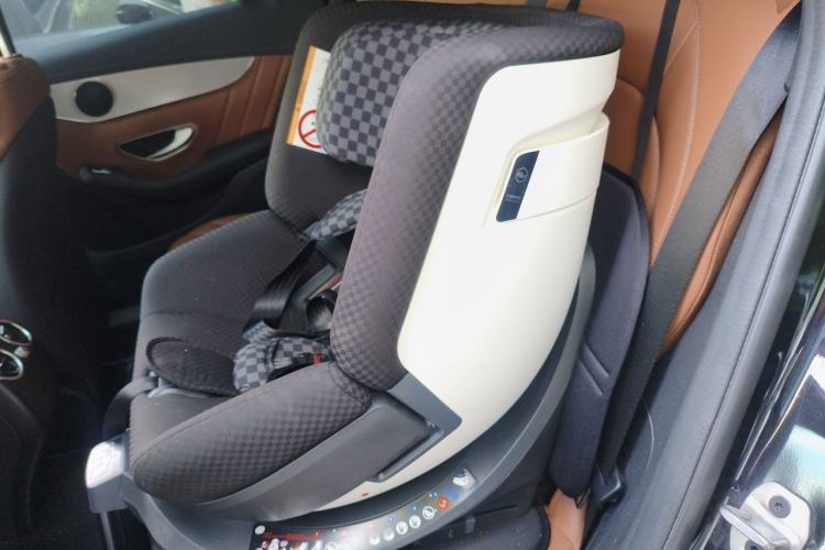 Used Mercedes-Benz GLC Coupe 2022 Refreshed GLC 260 4MATIC Coupe SUV Left Rear Seat