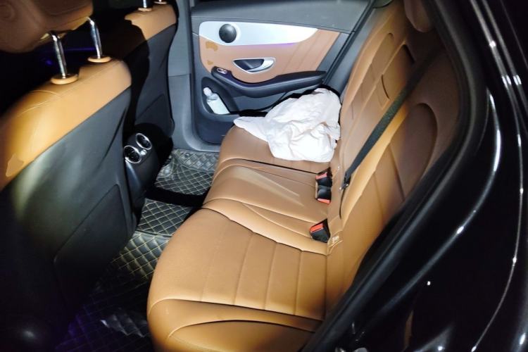 Used Mercedes-Benz GLC Coupe 2022 Refreshed GLC 260 4MATIC Coupe SUV Left Rear Seat