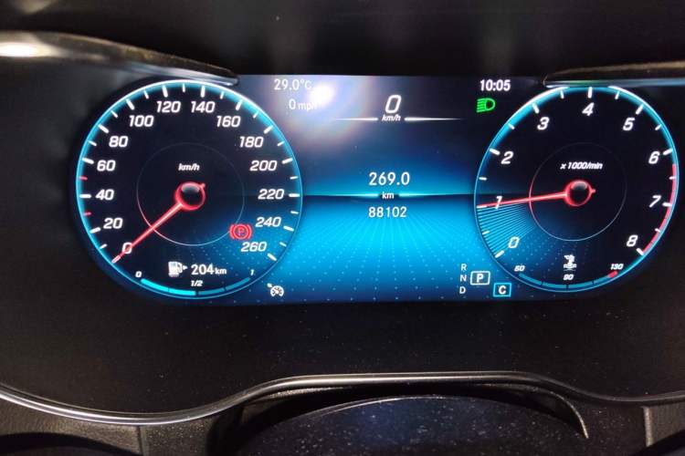 Used Mercedes-Benz GLC Coupe 2022 Refreshed GLC 260 4MATIC Coupe SUV Odometer Close Up