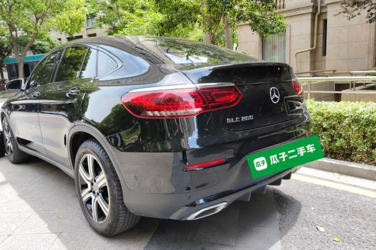 Used Mercedes-Benz GLC Coupe 2022 Refreshed GLC 260 4MATIC Coupe SUV Rear Left 45 Deg