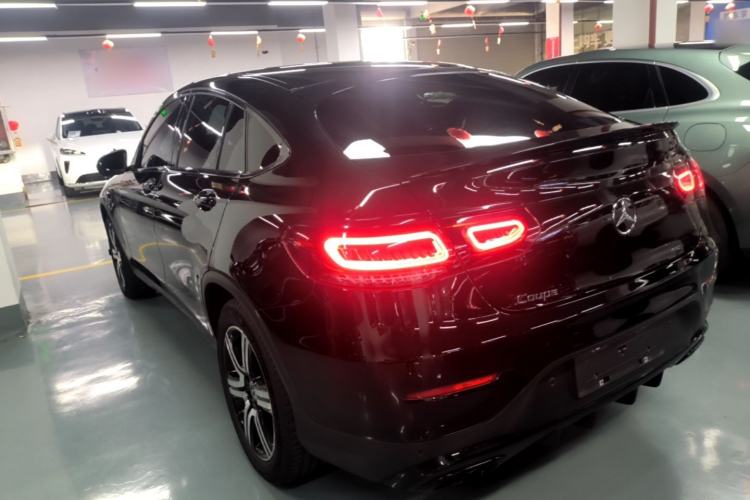 Used Mercedes-Benz GLC Coupe 2022 Refreshed GLC 260 4MATIC Coupe SUV Rear Left 45 Deg