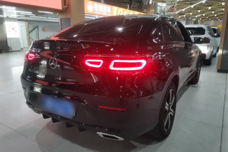 Used Mercedes-Benz GLC Coupe 2022 Refreshed GLC 260 4MATIC Coupe SUV Rear Right 45 Deg