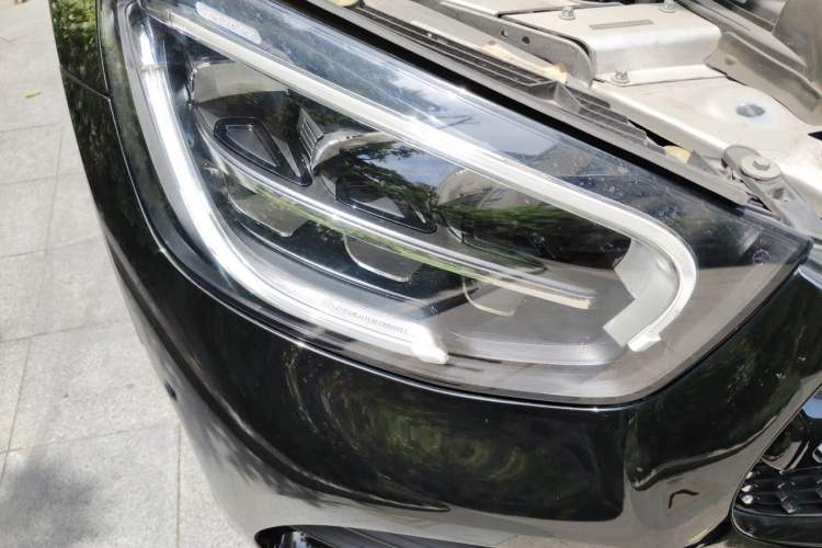 Used Mercedes-Benz GLC Coupe 2022 Refreshed GLC 260 4MATIC Coupe SUV Right Front Headlight