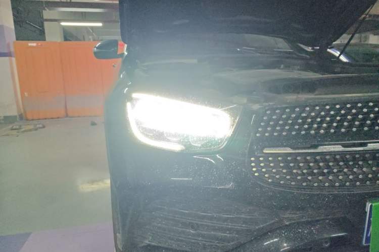 Used Mercedes-Benz GLC Coupe 2022 Refreshed GLC 260 4MATIC Coupe SUV Right Front Headlight
