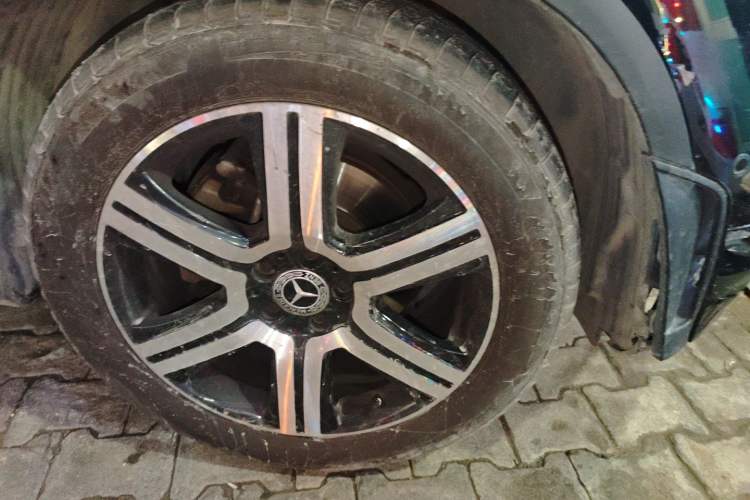 Used Mercedes-Benz GLC Coupe 2022 Refreshed GLC 260 4MATIC Coupe SUV Right Front Wheel Hub