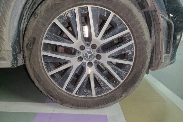 Used Mercedes-Benz GLC Coupe 2022 Refreshed GLC 260 4MATIC Coupe SUV Right Front Wheel Hub