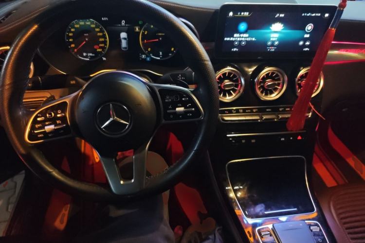 Used Mercedes-Benz GLC Coupe 2022 Refreshed GLC 260 4MATIC Coupe SUV Steering Wheel