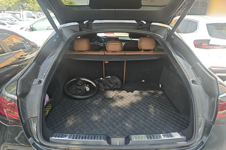 Used Mercedes-Benz GLC Coupe 2022 Refreshed GLC 260 4MATIC Coupe SUV Trunk