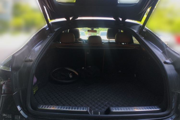 Used Mercedes-Benz GLC Coupe 2022 Refreshed GLC 260 4MATIC Coupe SUV Trunk