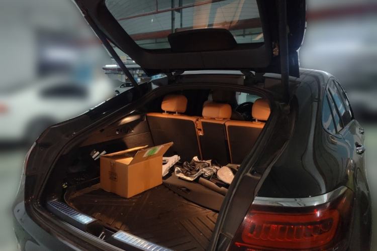 Used Mercedes-Benz GLC Coupe 2022 Refreshed GLC 300 4MATIC Coupe SUV Trunk