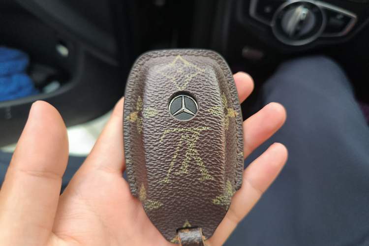 Used Mercedes-Benz GLC Coupe 2022 Refreshed GLC 300 4MATIC Coupe SUV Vehicle Key