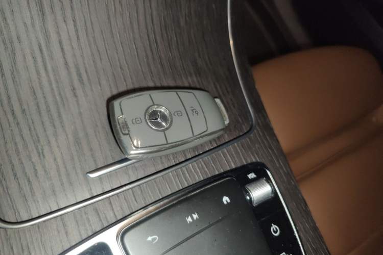 Used Mercedes-Benz GLC Coupe 2022 Refreshed GLC 300 4MATIC Coupe SUV Vehicle Key