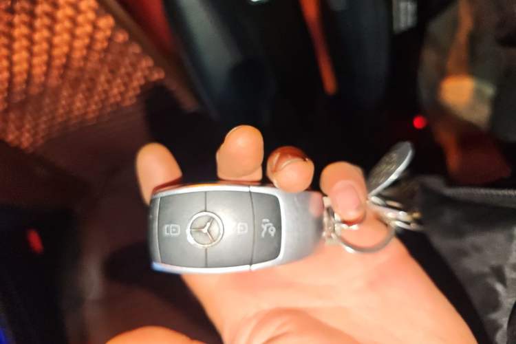 Used Mercedes-Benz GLC Coupe 2022 Refreshed GLC 260 4MATIC Coupe SUV Vehicle Key