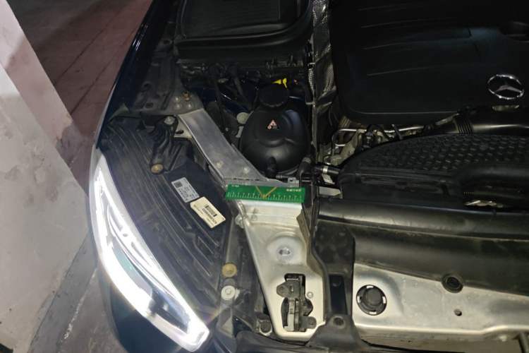 Used Mercedes-Benz GLC Coupe 2022 Refreshed GLC 300 4MATIC Coupe SUV Engine Bay Right