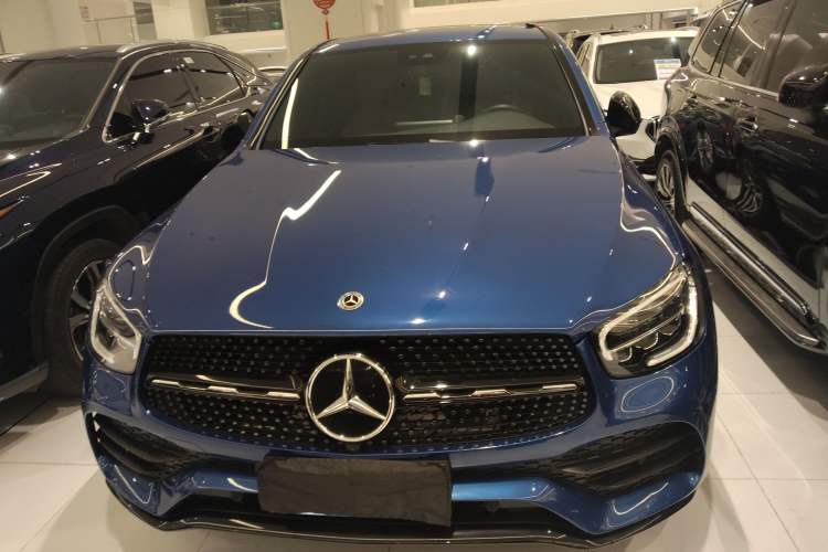 Used Mercedes-Benz GLC Coupe 2022 Refreshed GLC 300 4MATIC Coupe SUV Exterior 1