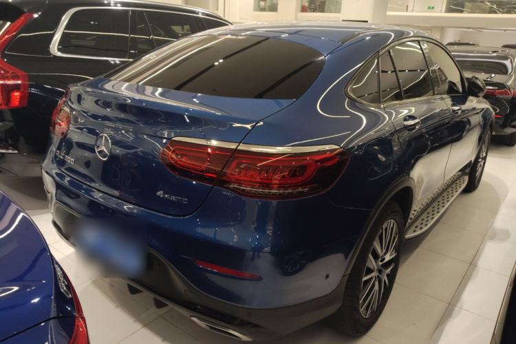 Used Mercedes-Benz GLC Coupe 2022 Refreshed GLC 300 4MATIC Coupe SUV Exterior 5
