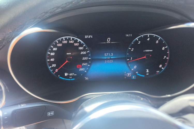 Used Mercedes-Benz GLC Coupe 2022 Refreshed GLC 260 4MATIC Coupe SUV Odometer Close Up