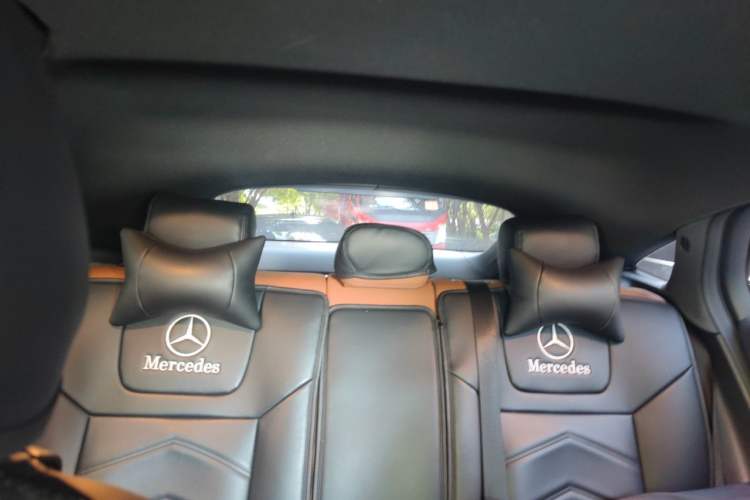 Used Mercedes-Benz GLC Coupe 2022 Refreshed GLC 260 4MATIC Coupe SUV Headliner