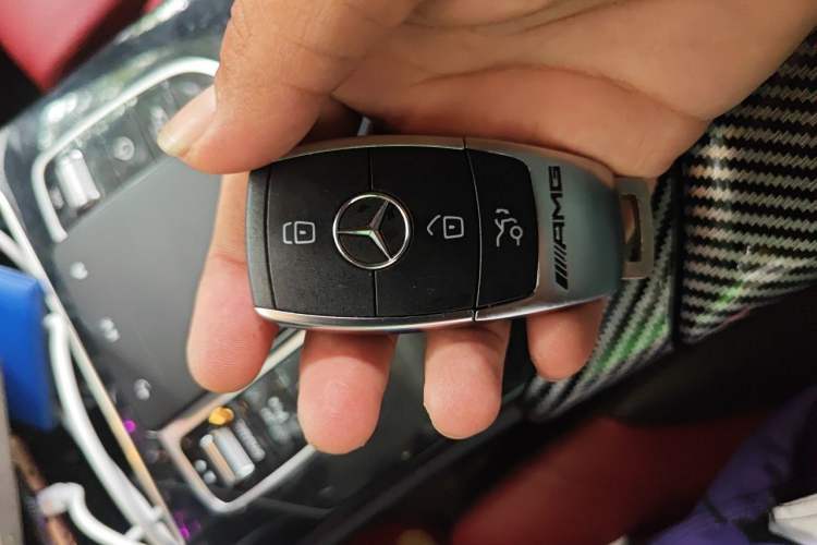 Used Mercedes-Benz GLC Coupe 2022 Refreshed GLC 260 4MATIC Coupe SUV Vehicle Key