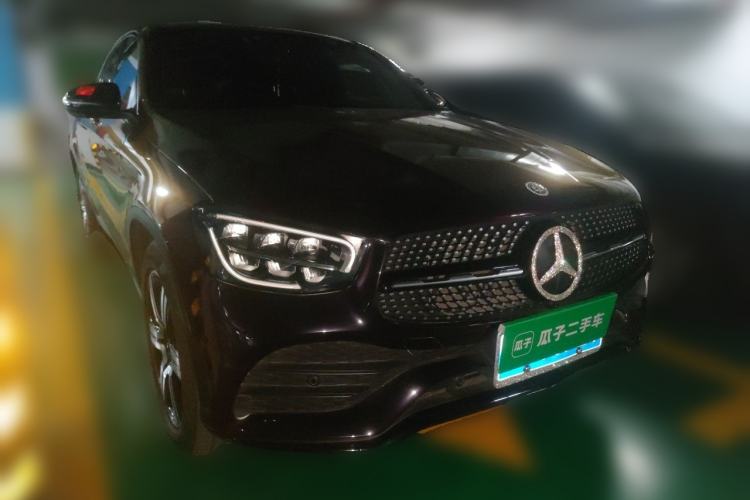 Used Mercedes-Benz GLC Coupe 2022 GLC 260 4MATIC Coupe SUV Front Right 45 Deg