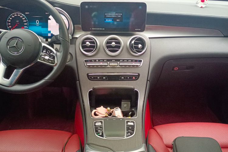 Used Mercedes-Benz GLC Coupe 2022 Refreshed GLC 300 4MATIC Coupe SUV Audio And AC Panel