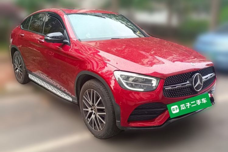 Used Mercedes-Benz GLC Coupe 2022 Refreshed GLC 300 4MATIC Coupe SUV Front Right 45 Deg