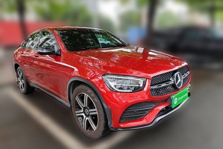 Used Mercedes-Benz GLC Coupe 2022 Refreshed GLC 260 4MATIC Coupe SUV Front Right 45 Deg