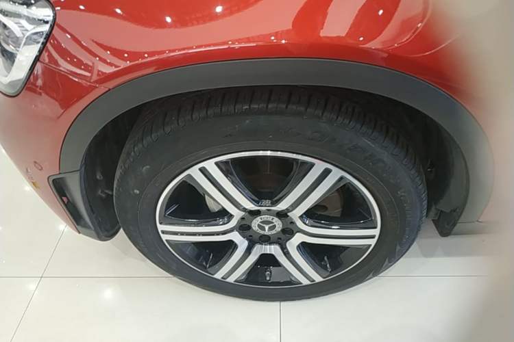 Used Mercedes-Benz GLC Coupe 2022 Refreshed GLC 260 4MATIC Coupe SUV Left Front Wheel Hub